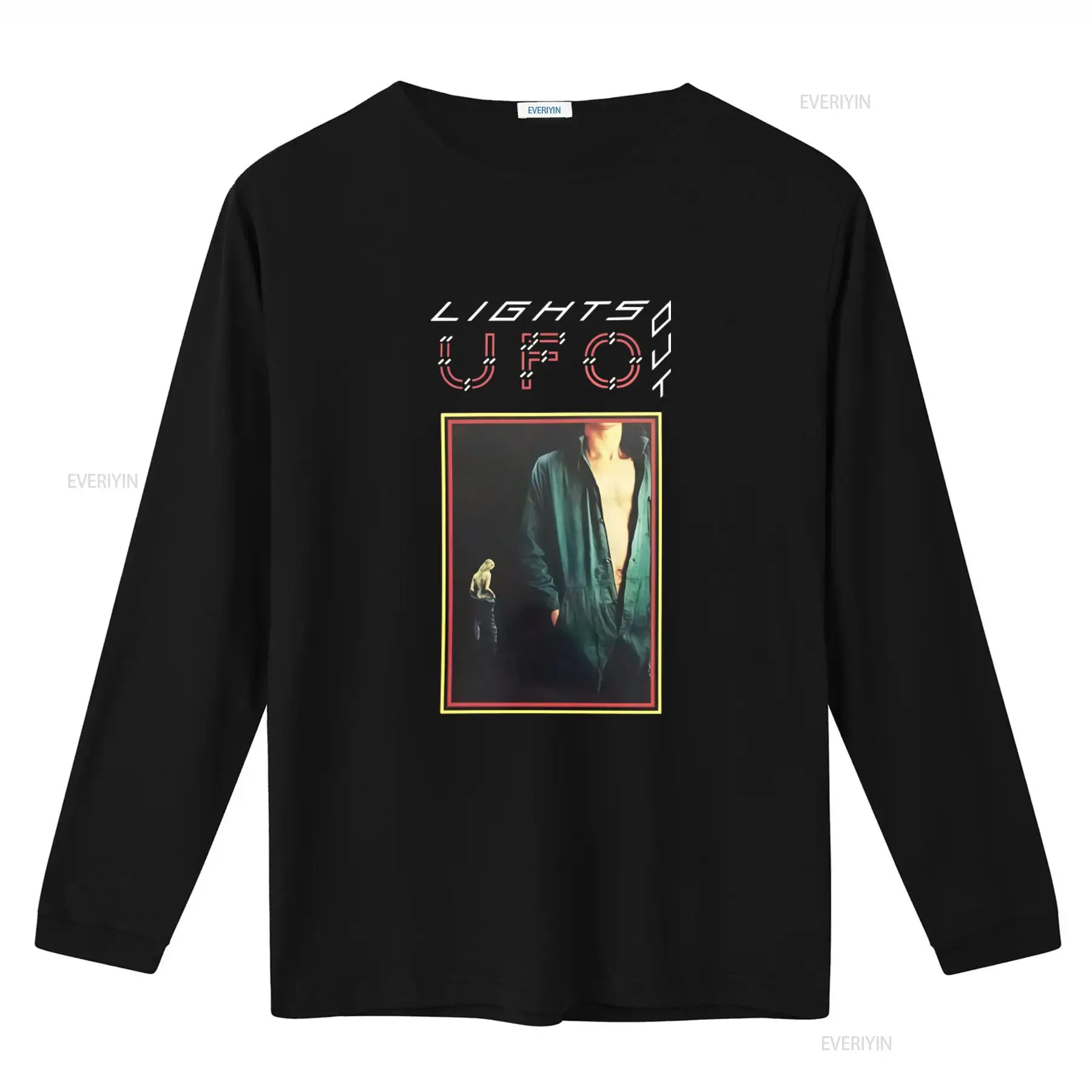 T-shirt con stampa poster UFO  - Poster Men Fashion recensione e prezzo
