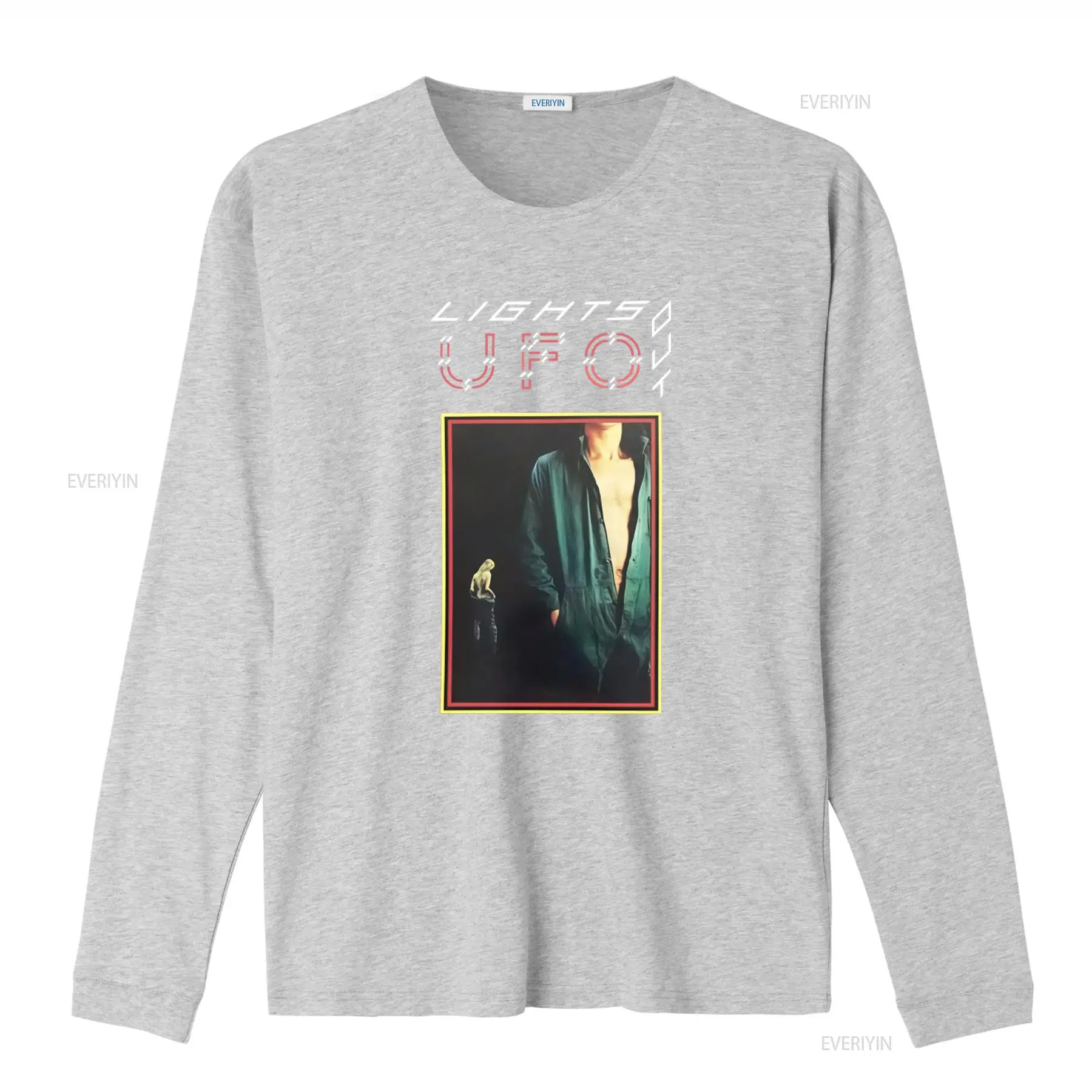 T-shirt con stampa poster UFO  - Poster Men Fashion recensione e prezzo