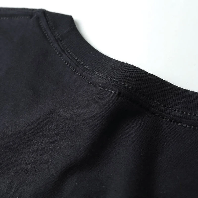 Maglietta nera unisex ispirata - Poster Men Fashion recensione e prezzo